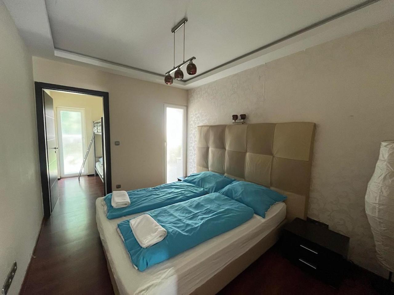 בלטונללה City Apartman Haz מראה חיצוני תמונה